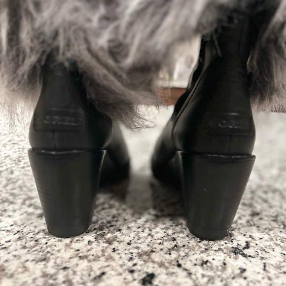 Sorel Park Black Leather Park City Wedge Boots - Picture 8 of 8